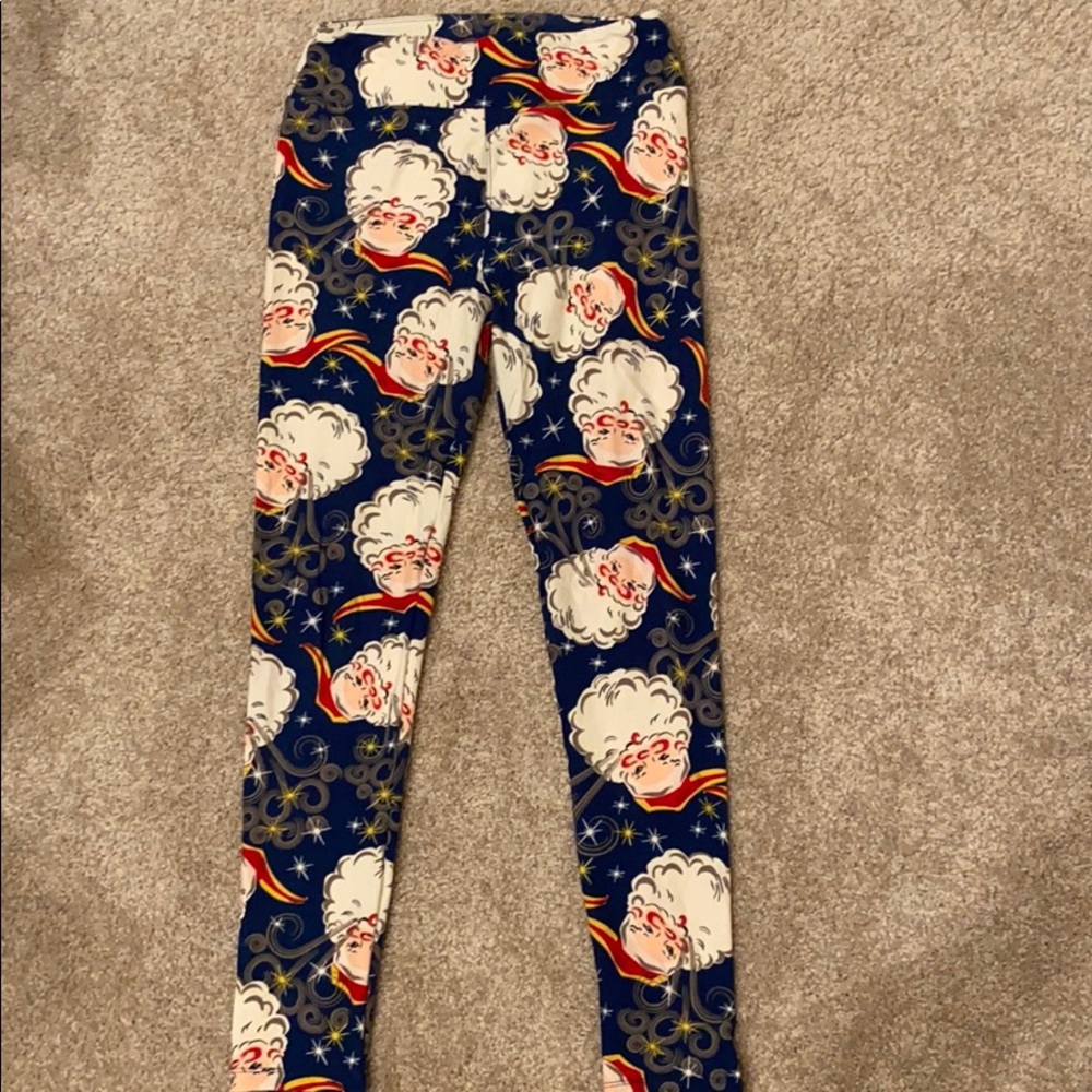 Cozy Lularoe leggings!
